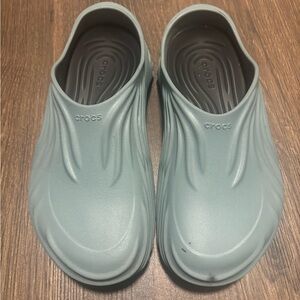 CROCS Pond Blue Echo Wave Slip-On Shoes